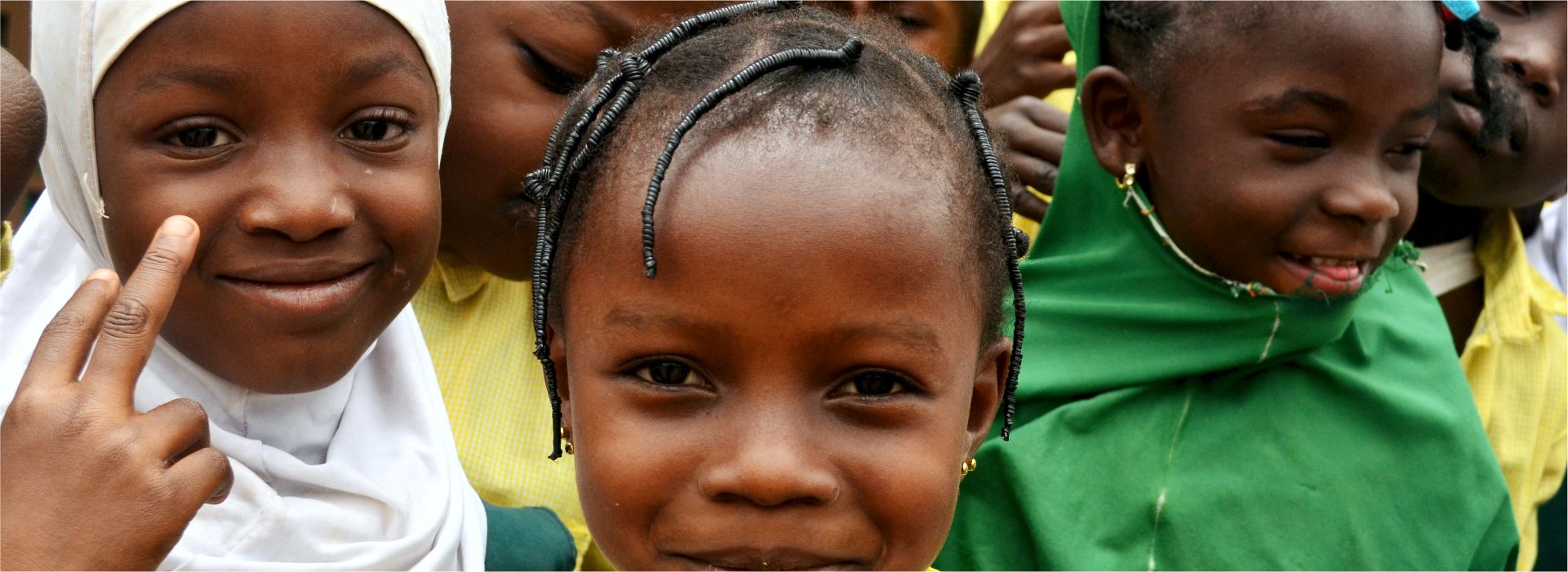mcebo school children bg